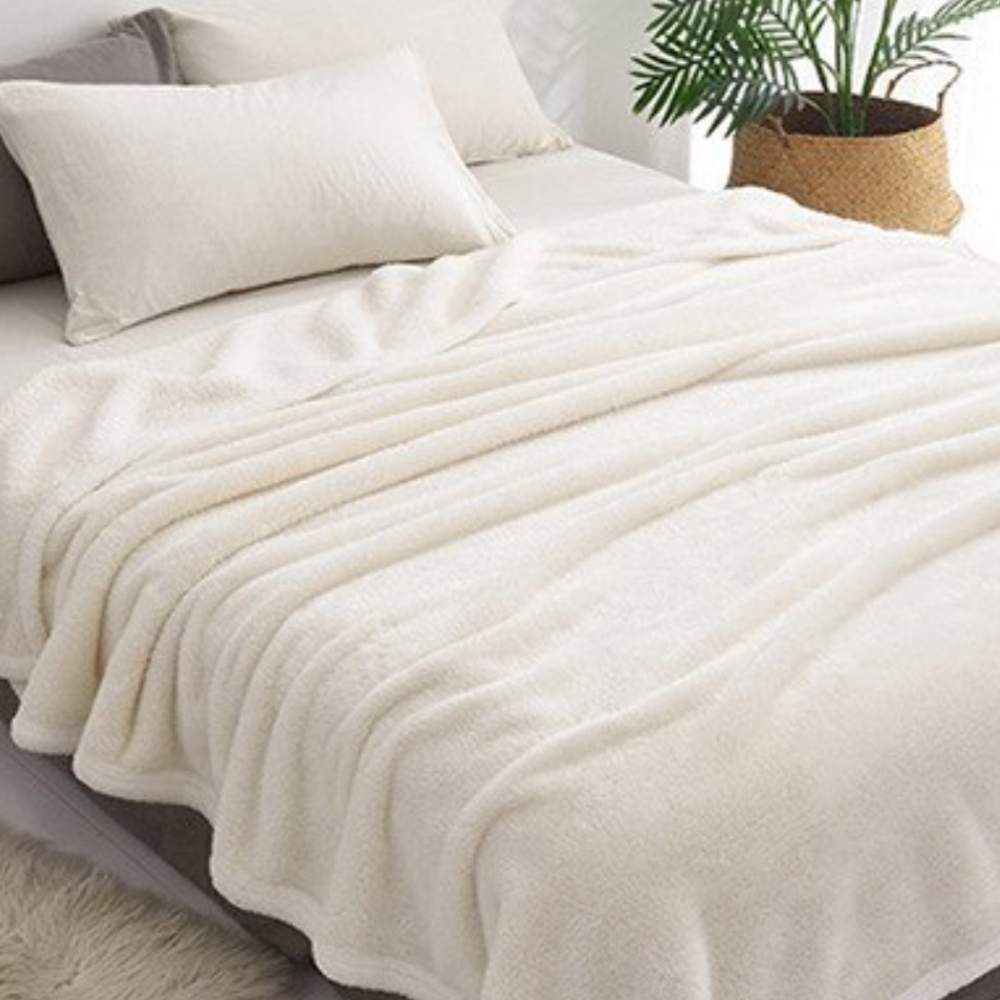 Plush Blanket: image 3